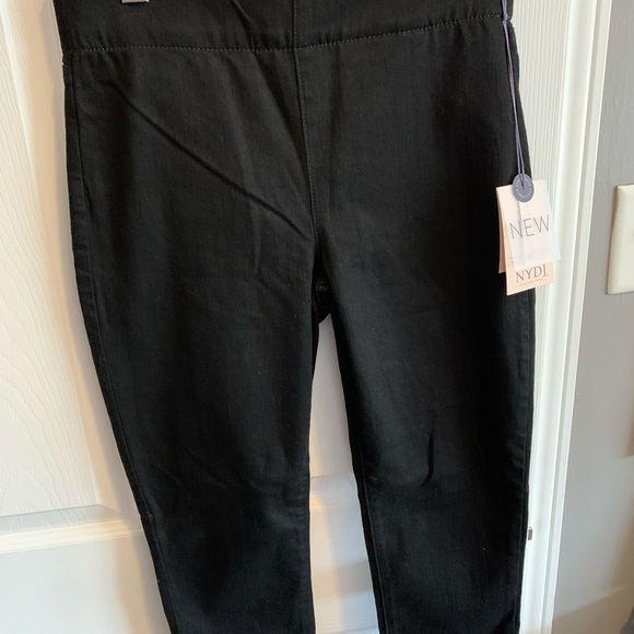 NYDJ size 2 pull on black jeans - Picture 6 of 14